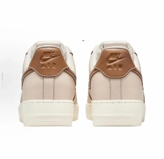 Nike Air Force 1 Beige et Marron Lifestyle Sneakers 5
