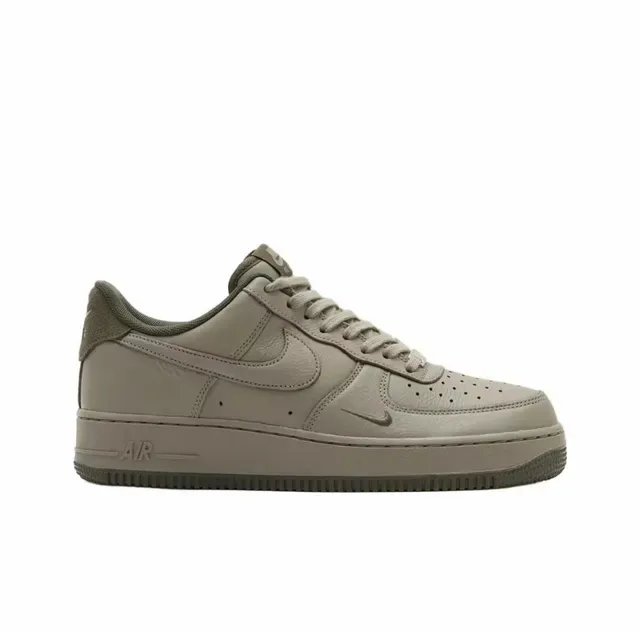 Nike Air Force 1 Olive chaussures lifestyle monocromatiques 2