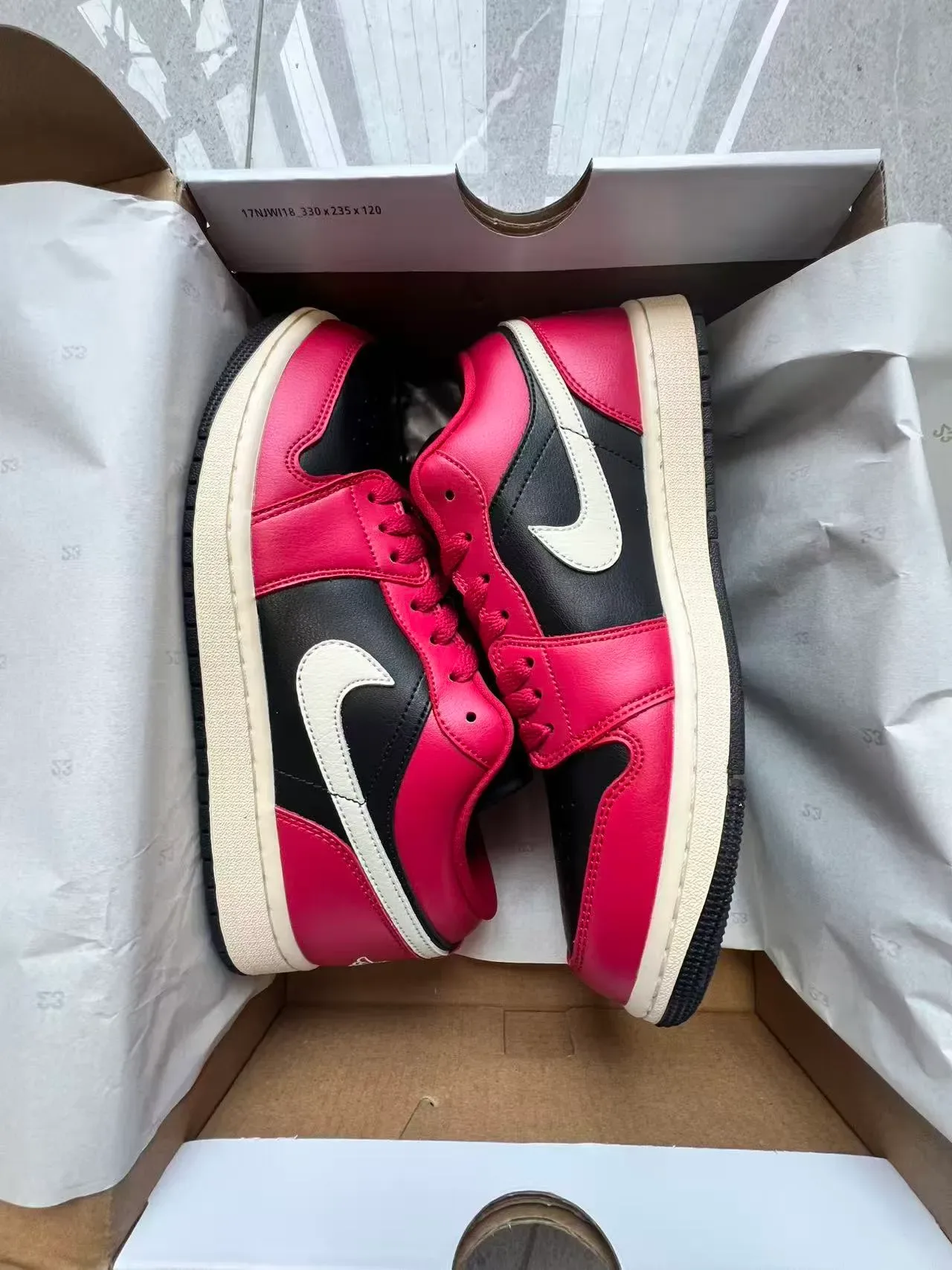 Nike Air Jordan 1 Low Red Black Cream Lifestyle Sneakers 9