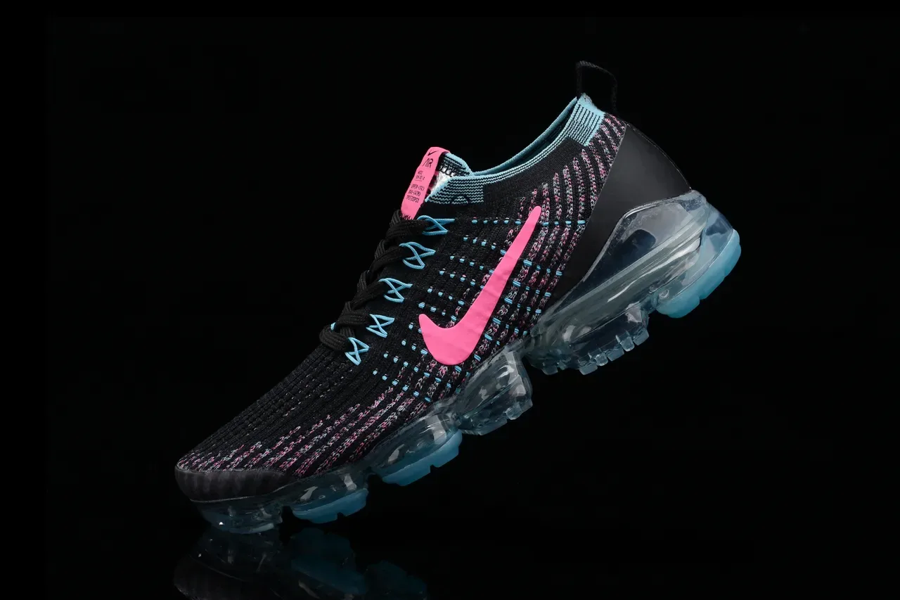 Nike Air VaporMax Flyknit أسود وردي سيان لايف ستايل سنيكرز 14