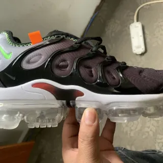 Nike Air VaporMax Plus Dark Purple Black Neon Green Sneakers Lifestyle