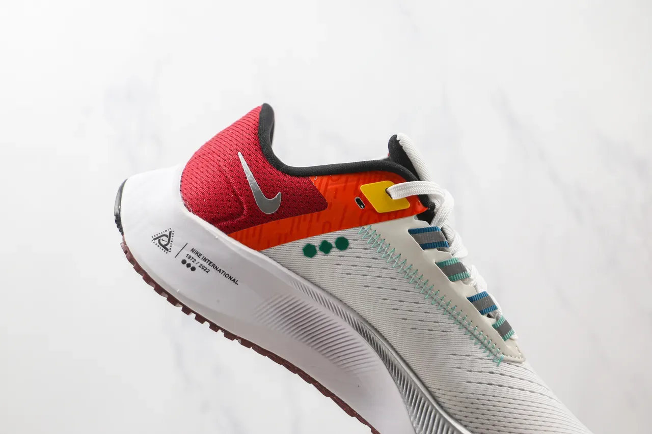 Nike Air Zoom Pegasus सफेद लाल इंजीनियर मेश अपर रिब्ड मिडसोल रनिंग शूज 5
