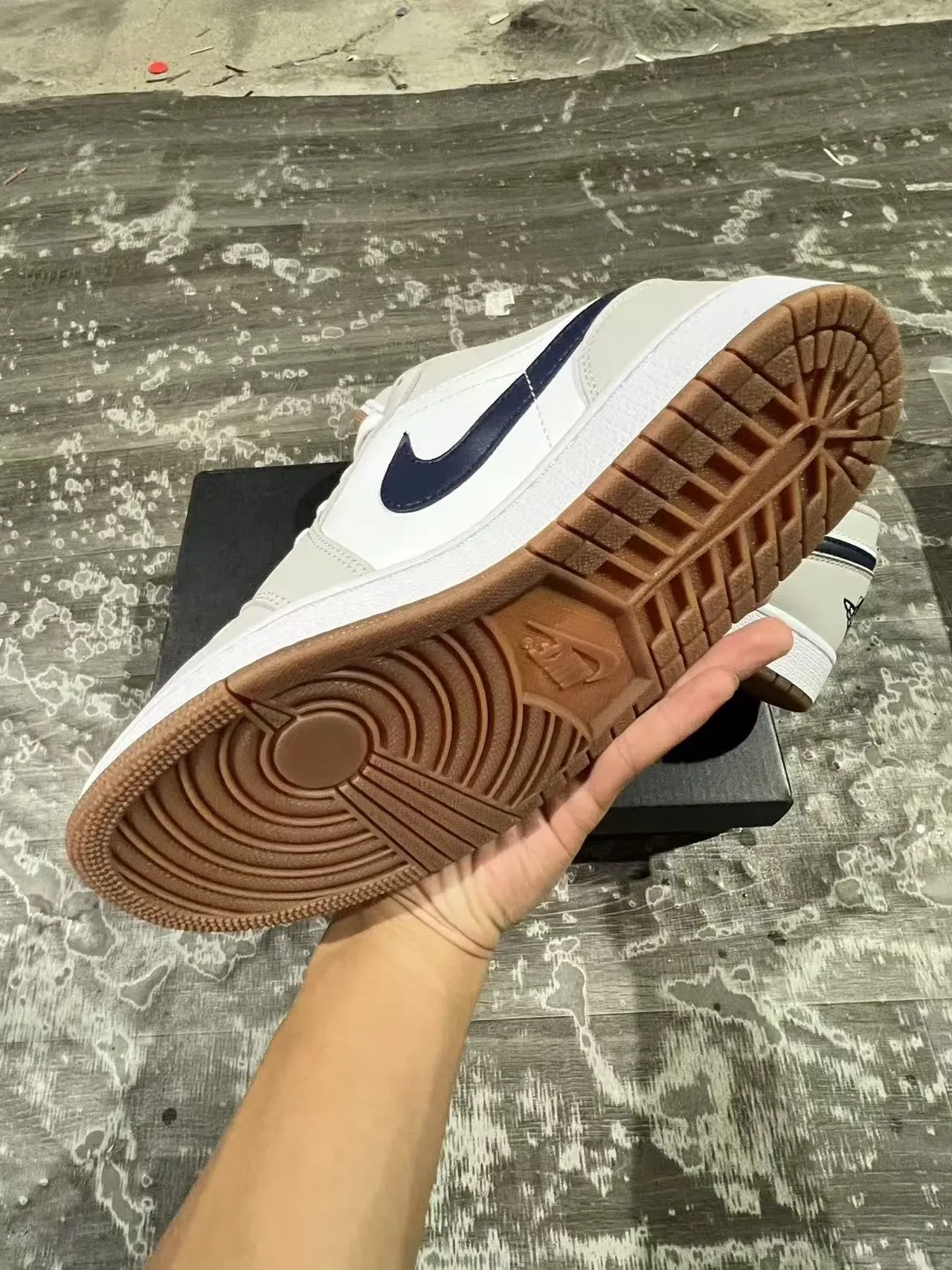 Nike Beige Navy Low-Top Zapatillas Lifestyle de Cuero y Sintético 6