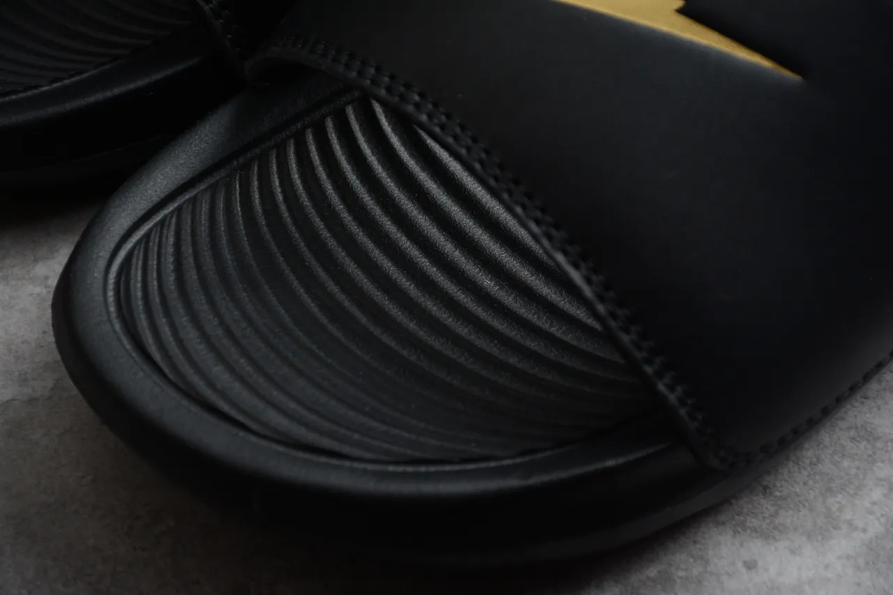 Nike Benassi JDI Black and Gold Slippers 7