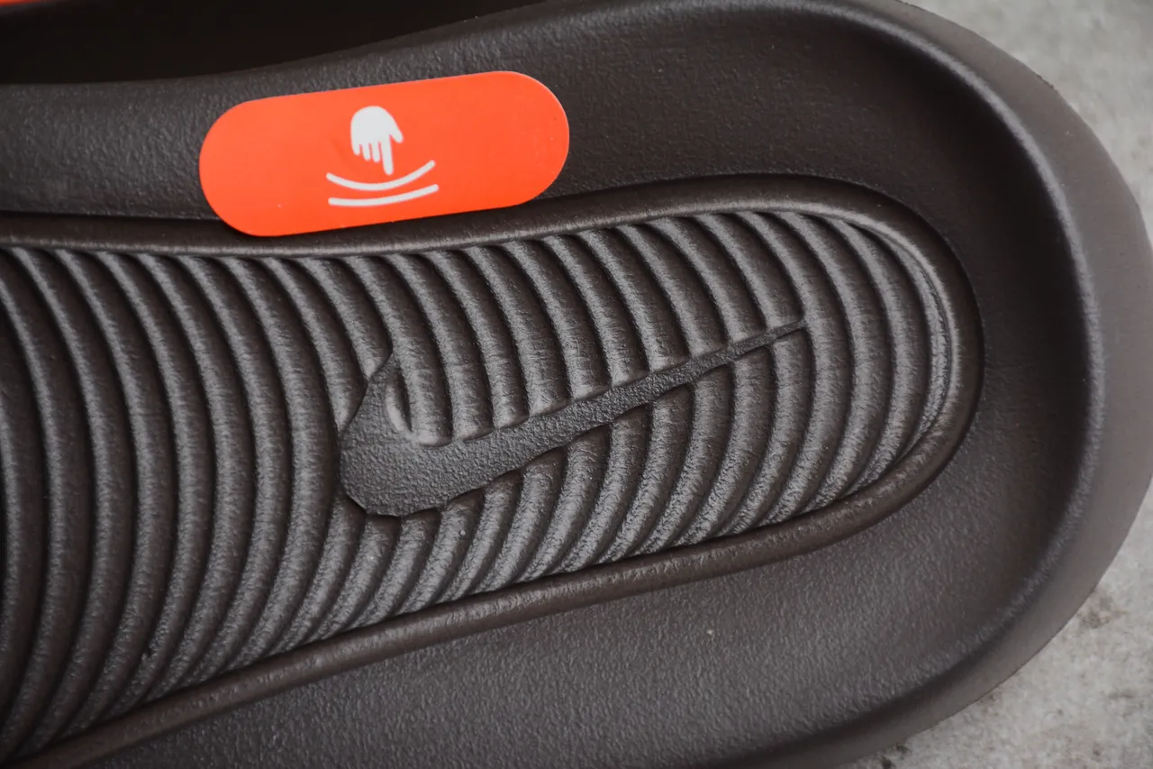 Nike Benassi Olive and Black Slippers 3