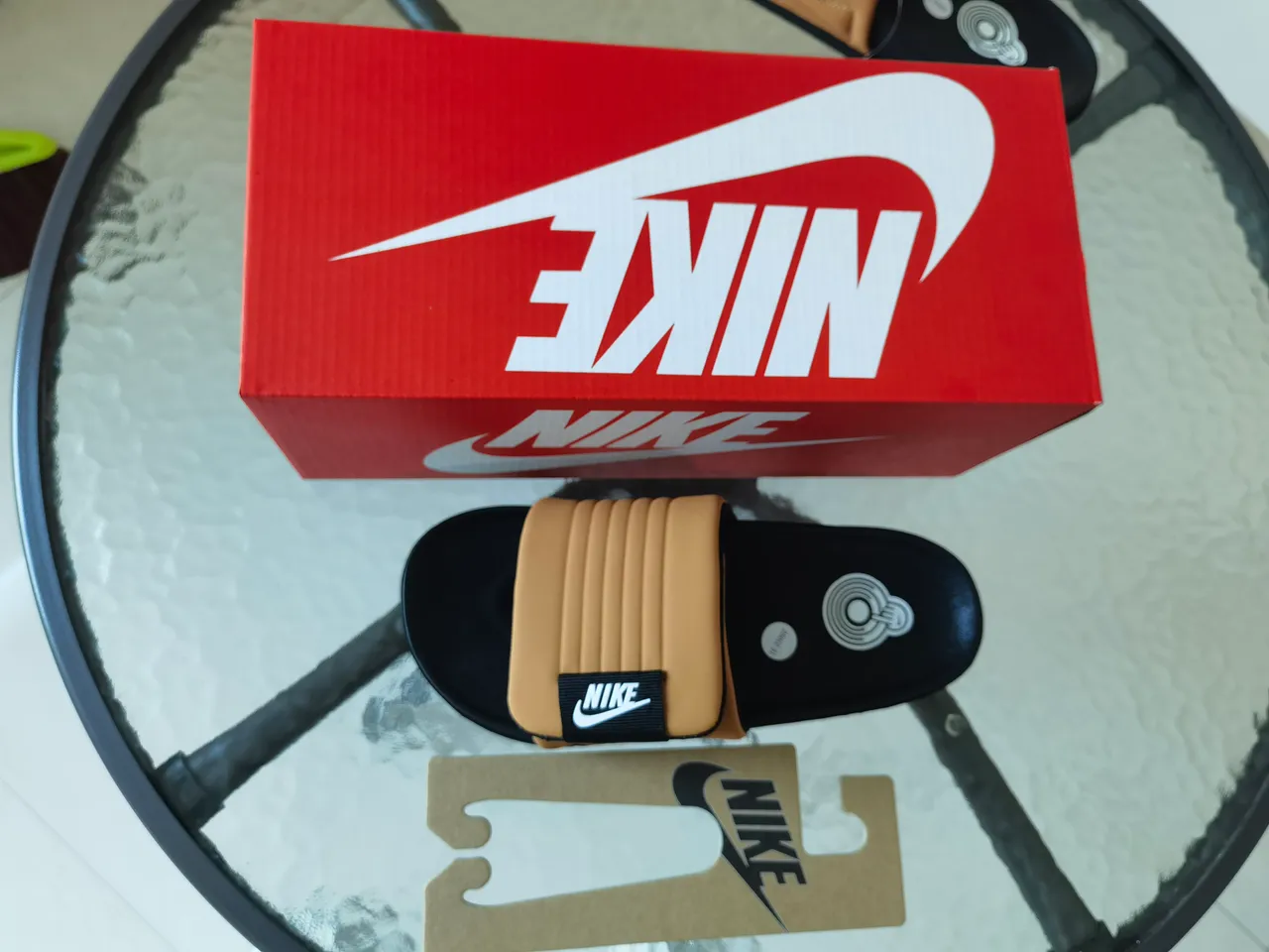 Nike Black Beige Single-Strap Ribbed Upper Slippers 4
