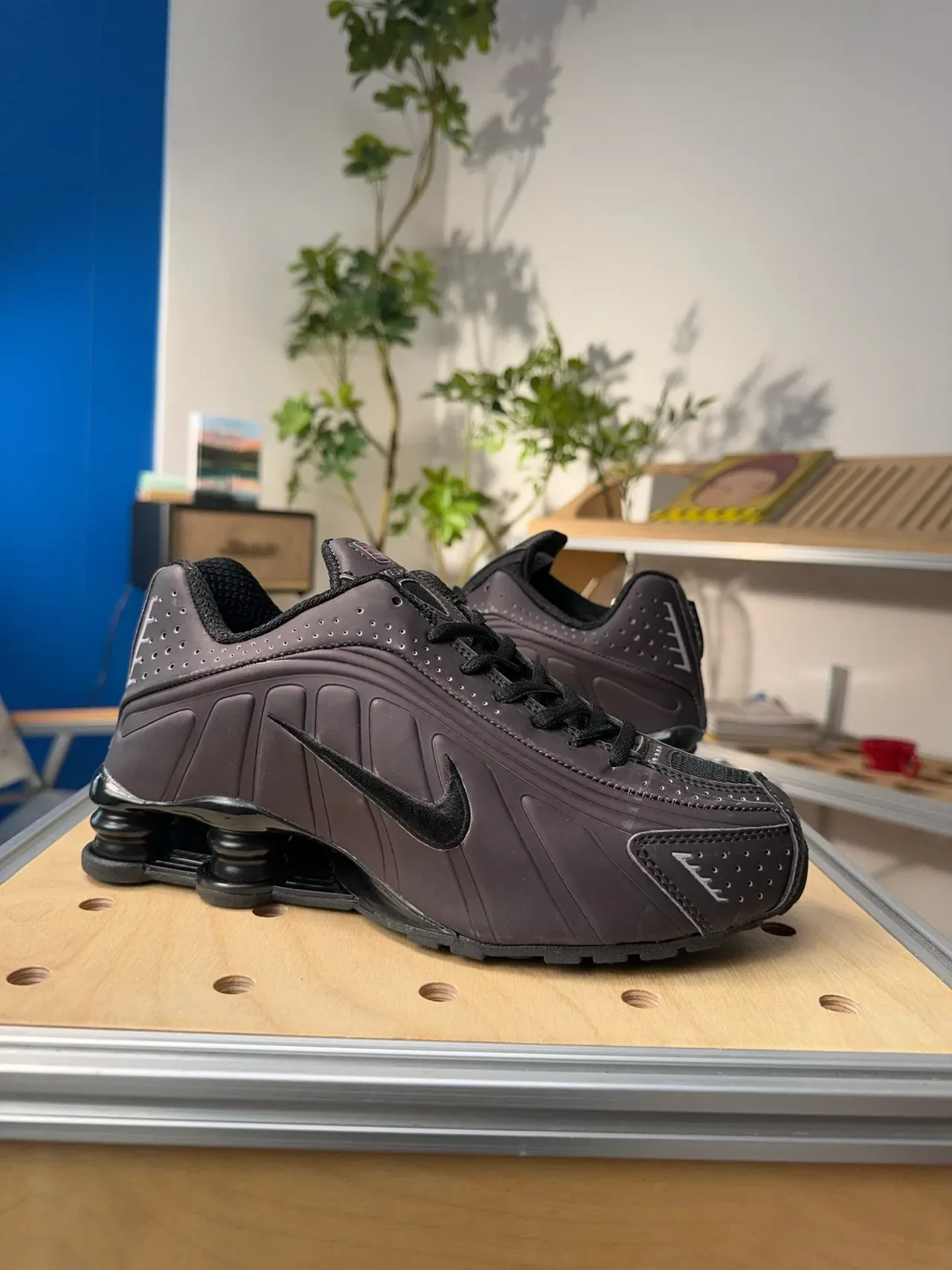 Nike Black Monochromatic Dark Perforated Synthetic Upper Lifestyle Sneakers 2