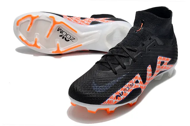 Nike Black Orange sapatos de futebol com upper de corte alto, ajuste sock-fit, construção knit, para solo firme 3