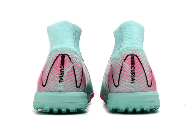 Nike Chaussures de football Turf bleu rose montantes Flyknit-Style 4