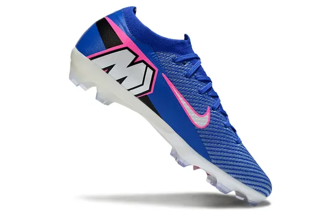 Nike Chaussures de football bleu et rose avec upper knit et col Gripknit surface firm ground 2