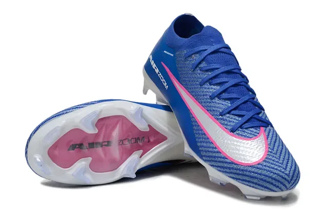 Nike Chaussures de football bleu et rose avec upper knit et col Gripknit surface firm ground 4