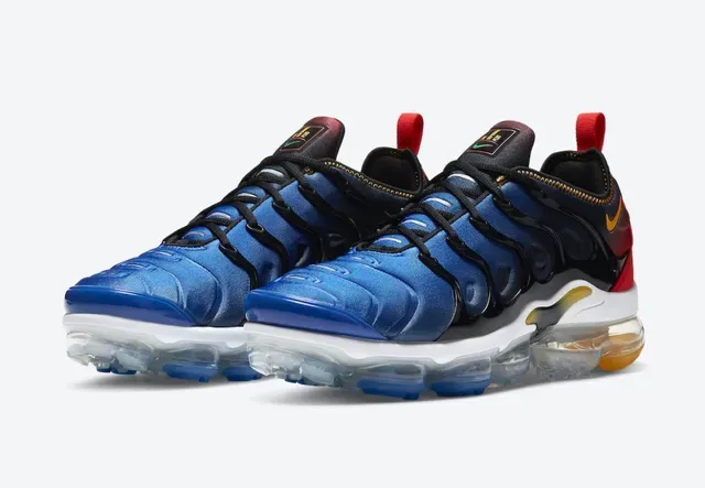 Nike Blue Red Wavy TPU Cage Layered Mesh Upper Lifestyle Sneakers 5