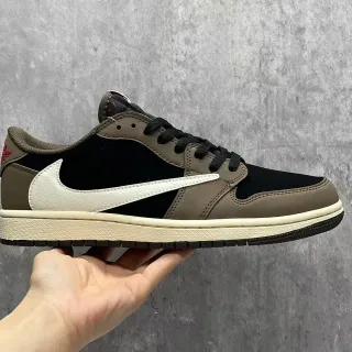 Nike Brown Black Low-Top Mixed-Material Upper Sneakers
