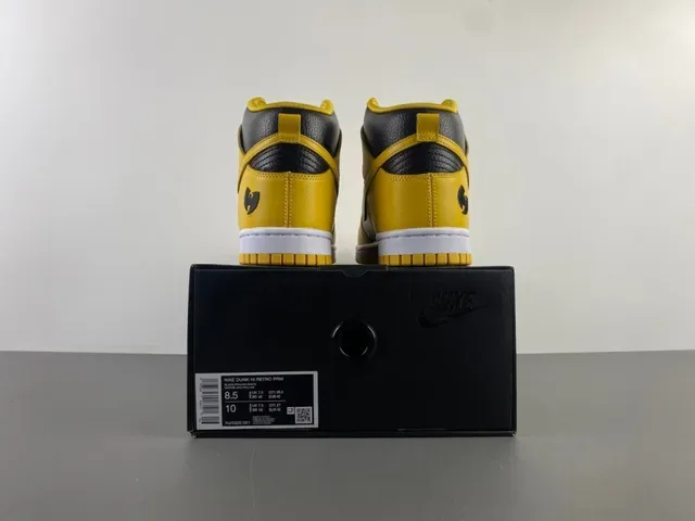 Nike Dunk High Jaune et Noir Chaussures Lifestyle 17