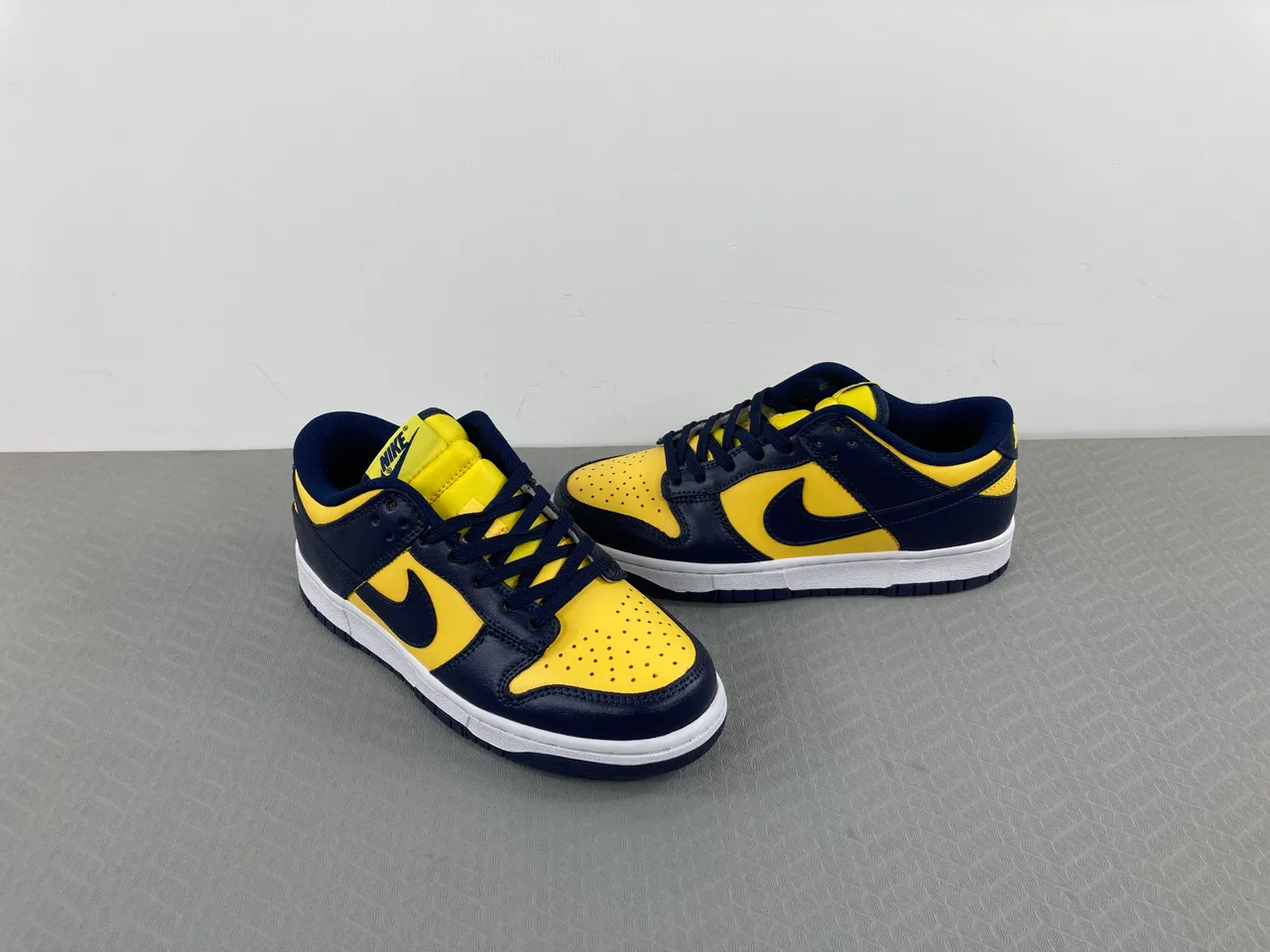 Nike Dunk Low Navy and Yellow Lifestyle Sneakers 11