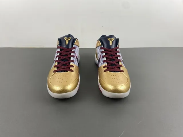 Nike 金色海军金属质感纹理上层条纹网面中板篮球鞋 12