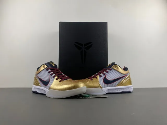 Nike 金色海军金属质感纹理上层条纹网面中板篮球鞋 14