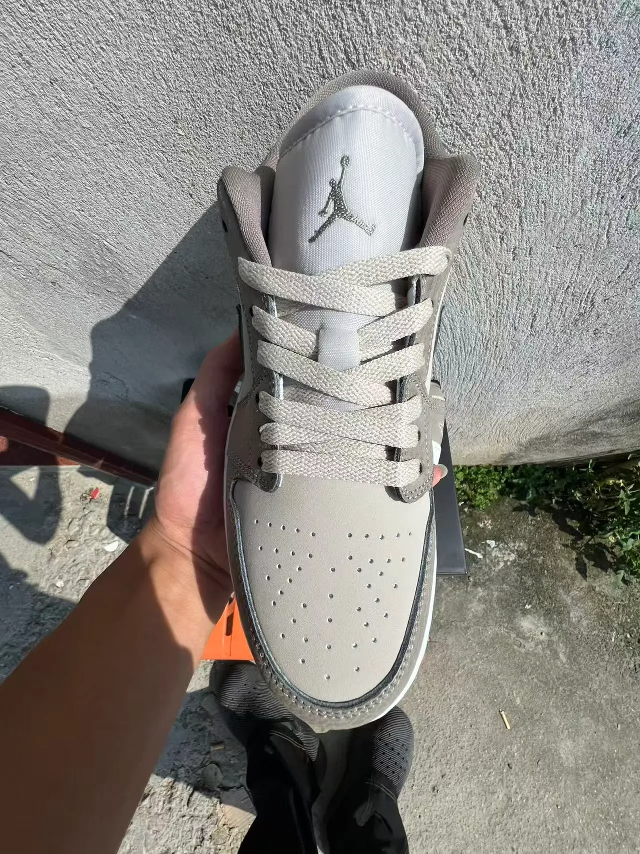 Nike Gray Beige Low-Top Suede-and-Leather-Panelled Lifestyle Sneakers 3