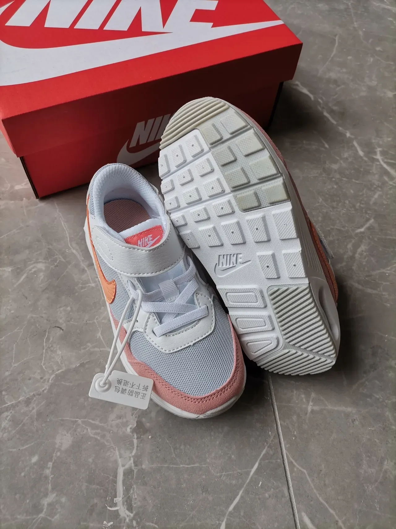 Nike Gris Vert Chaussures Lifestyle à Coupe Basse avec Sangle Hook-and-Loop 15