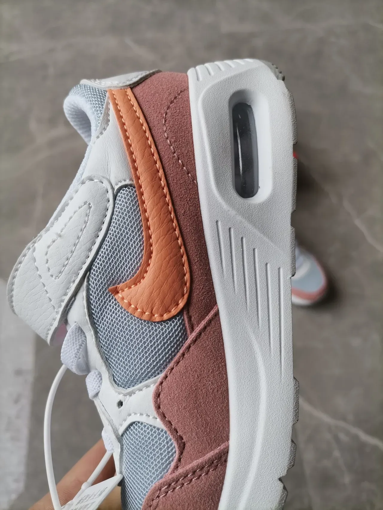 Nike Gris Vert Chaussures Lifestyle à Coupe Basse avec Sangle Hook-and-Loop 16
