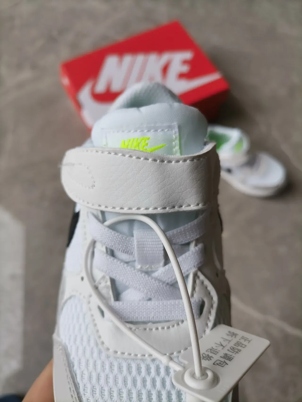 Nike Gris Vert Chaussures Lifestyle à Coupe Basse avec Sangle Hook-and-Loop 23