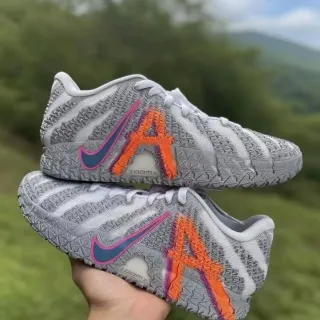 Nike Gray Orange Spray-Paint-Style 'A' Graphic Dual-Tone Swoosh Outline Sneakers