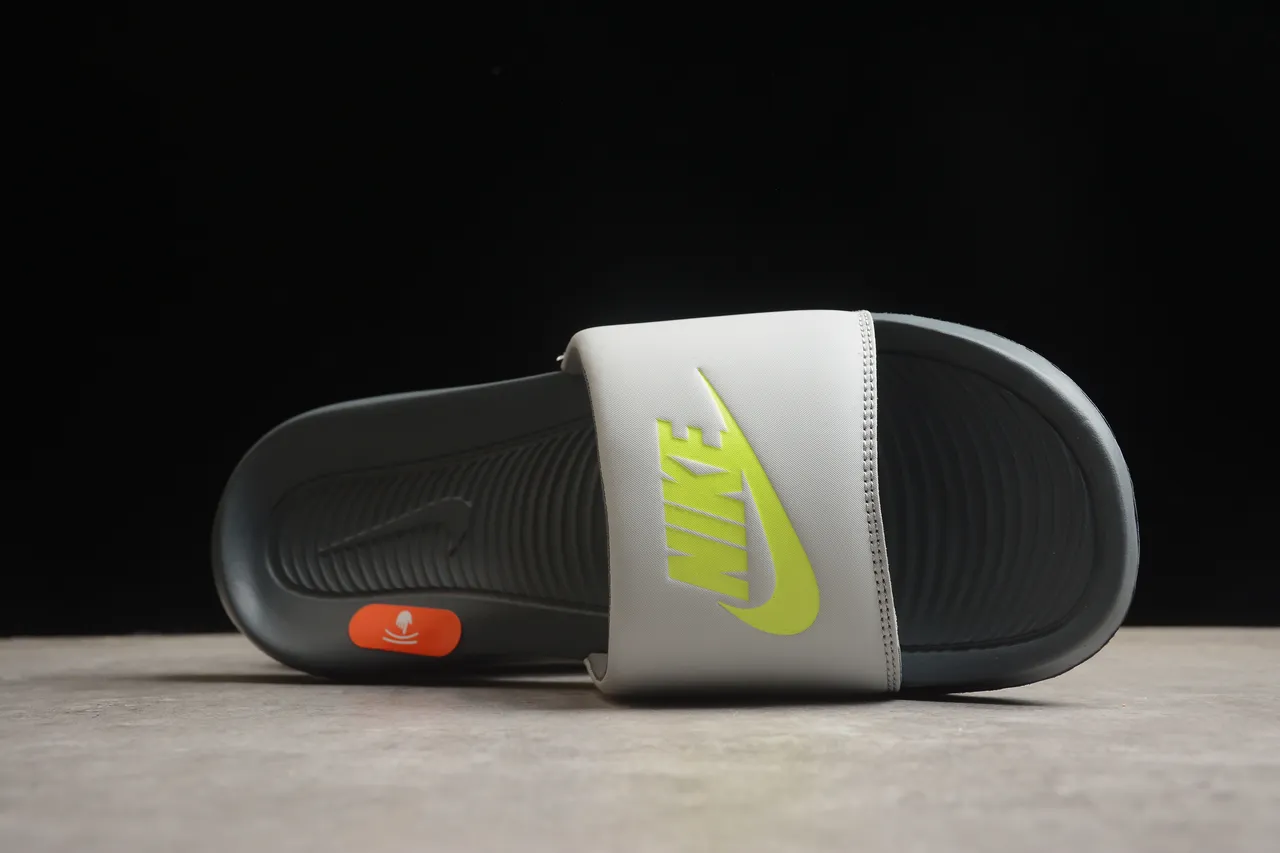 Nike رمادي أصفر حزام واحد شريحة ممسوحة قماش منزلي 10