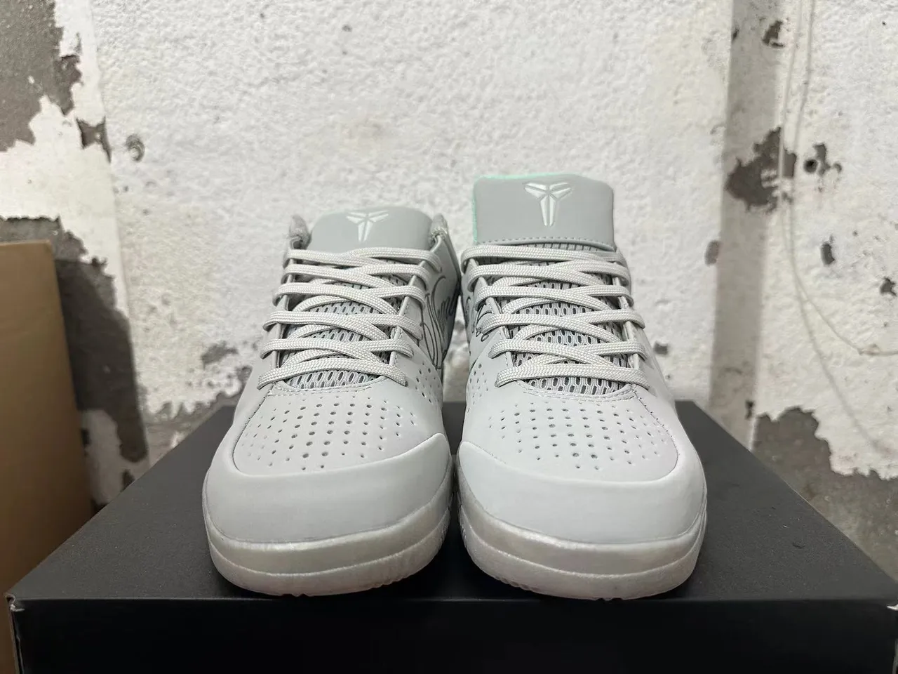 Nike Mamba Mentality Gris Vert High-Top Chaussures de Basketball 3