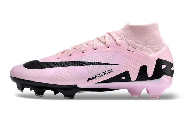 Nike Mercurial Superfly 粉色和黑色 钉地足球鞋 7