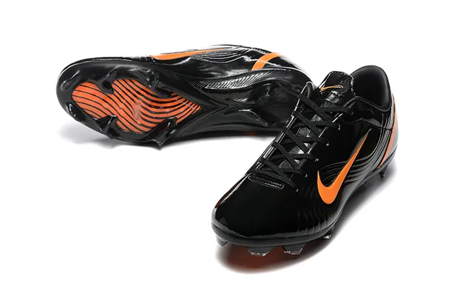 Nike Mercurial Vapor 黑橙 亮面 仿专利皮革 鞋面 Firm-Ground 足球鞋 2