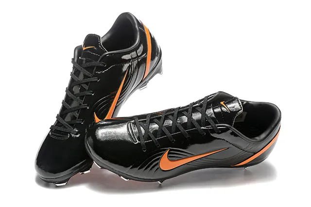 Nike Mercurial Vapor 黑橙 亮面 仿专利皮革 鞋面 Firm-Ground 足球鞋 4