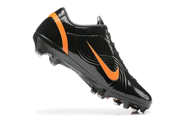Nike Mercurial Vapor 黑橙 亮面 仿专利皮革 鞋面 Firm-Ground 足球鞋 5