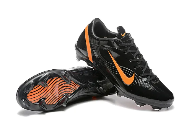 Nike Mercurial Vapor 黑橙 亮面 仿专利皮革 鞋面 Firm-Ground 足球鞋 7