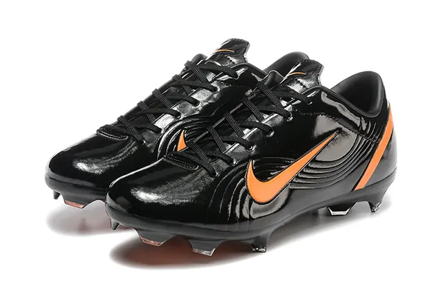Nike Mercurial Vapor 黑橙 亮面 仿专利皮革 鞋面 Firm-Ground 足球鞋 8