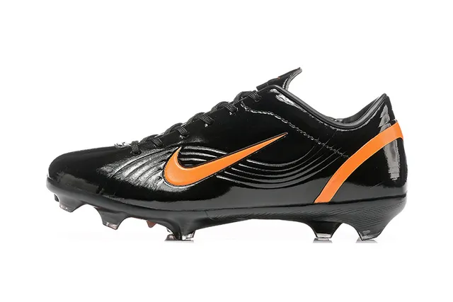 Nike Mercurial Vapor 黑橙 亮面 仿专利皮革 鞋面 Firm-Ground 足球鞋 10