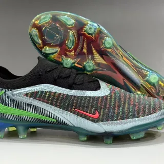 Nike noir multicolor Flyknit Upper semelle Iridescent Holographic chaussures de football terrain ferme
