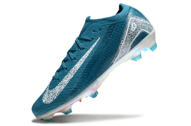 Nike Phantom GT Blue Silver Knit Upper Iridescent Sole Firm-Ground Soccer Shoes 3