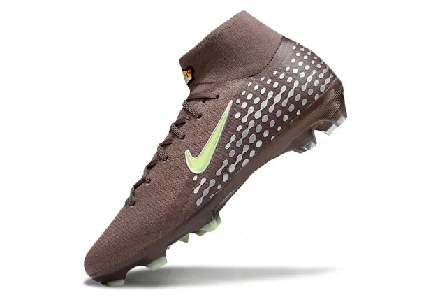 Chuteiras de futebol Nike Phantom GT Marrom e Verde Lima para gramado firme 3