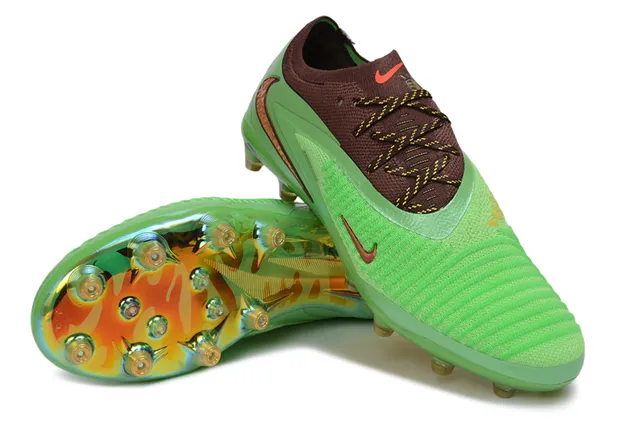 Nike Phantom GT Vert Marron Partie supérieure tricotée Plaque de semelle iridescente Terrain ferme Chaussures de football 4