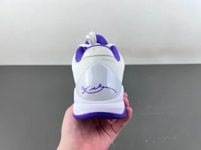 Nike Chaussures de Basketball Low Top Violet Blanc Construction Superposition Synthétique 4