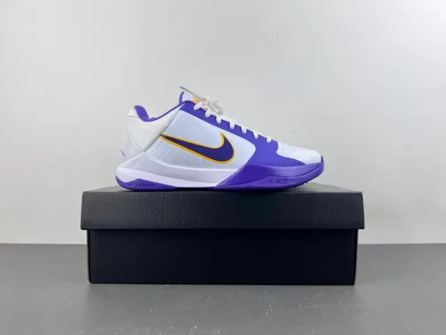 Nike Chaussures de Basketball Low Top Violet Blanc Construction Superposition Synthétique 14