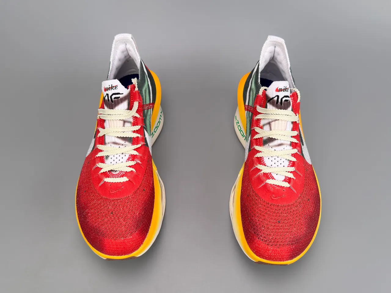 Nike Road Racing 2025-03 红黑黄跑鞋 9