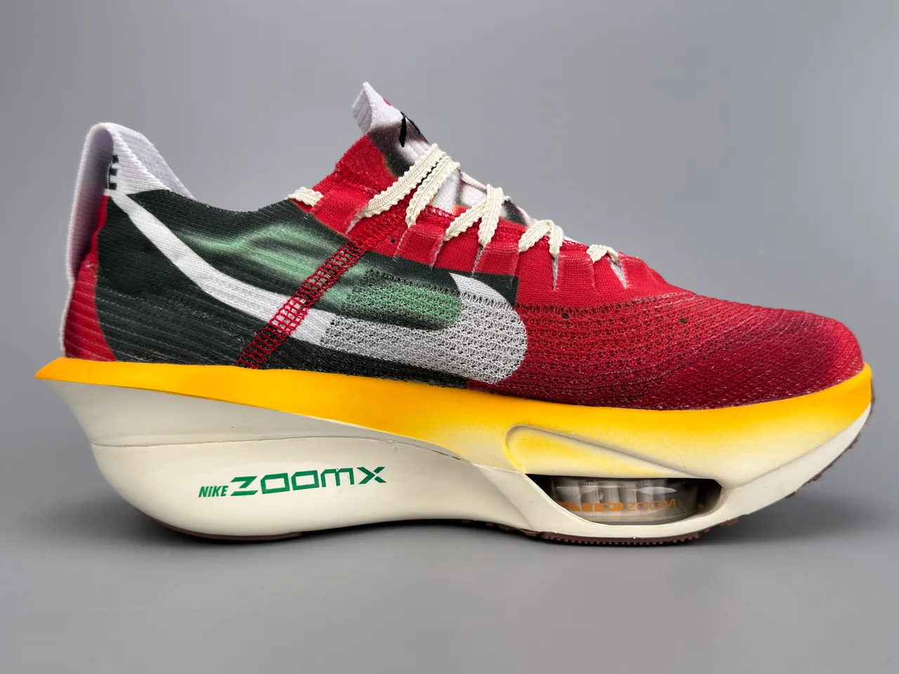 Nike Road Racing 2025-03 红黑黄跑鞋 10