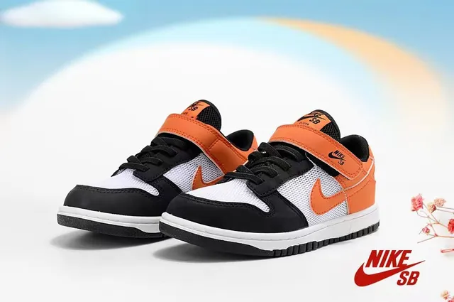 Nike SB Dunk Low Black Purple Orange Skateboard Shoes 18