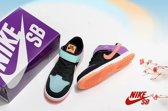 Nike SB Dunk Low Black Purple Orange Skateboard Shoes 23