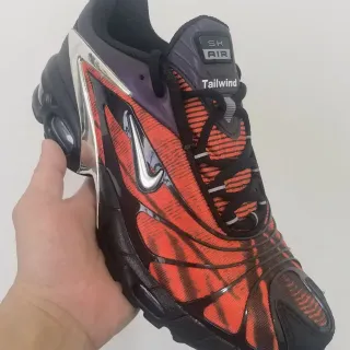 Sneakers Lifestyle Nike Tailwind Rouge Noir Argent