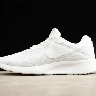 Nike Tanjun أبيض لايف ستايل سنيكرز