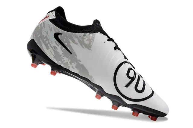 Nike Total 90 সাদা কালো লাল ক্যামো Firm-Ground ফুটবল জুতো 2