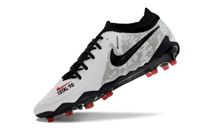 Nike Total 90 সাদা কালো লাল ক্যামো Firm-Ground ফুটবল জুতো 3