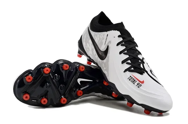 Nike Total 90 সাদা কালো লাল ক্যামো Firm-Ground ফুটবল জুতো 4